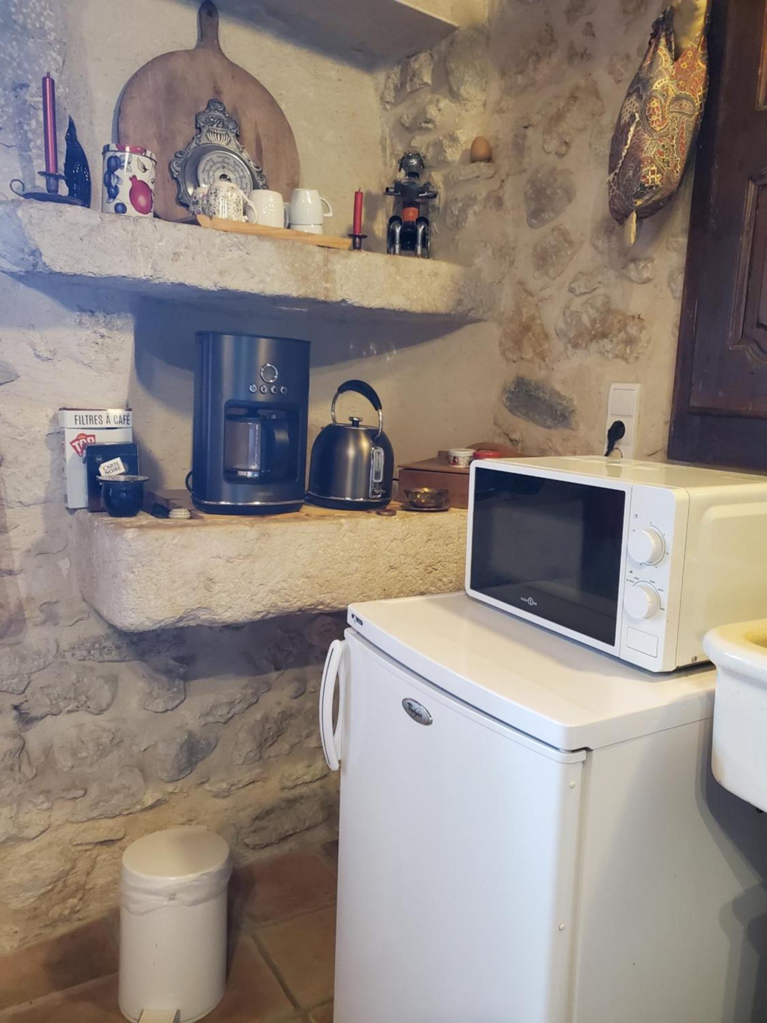 Bed and Breakfast Chez Karine Ceyzerieu Exterior foto